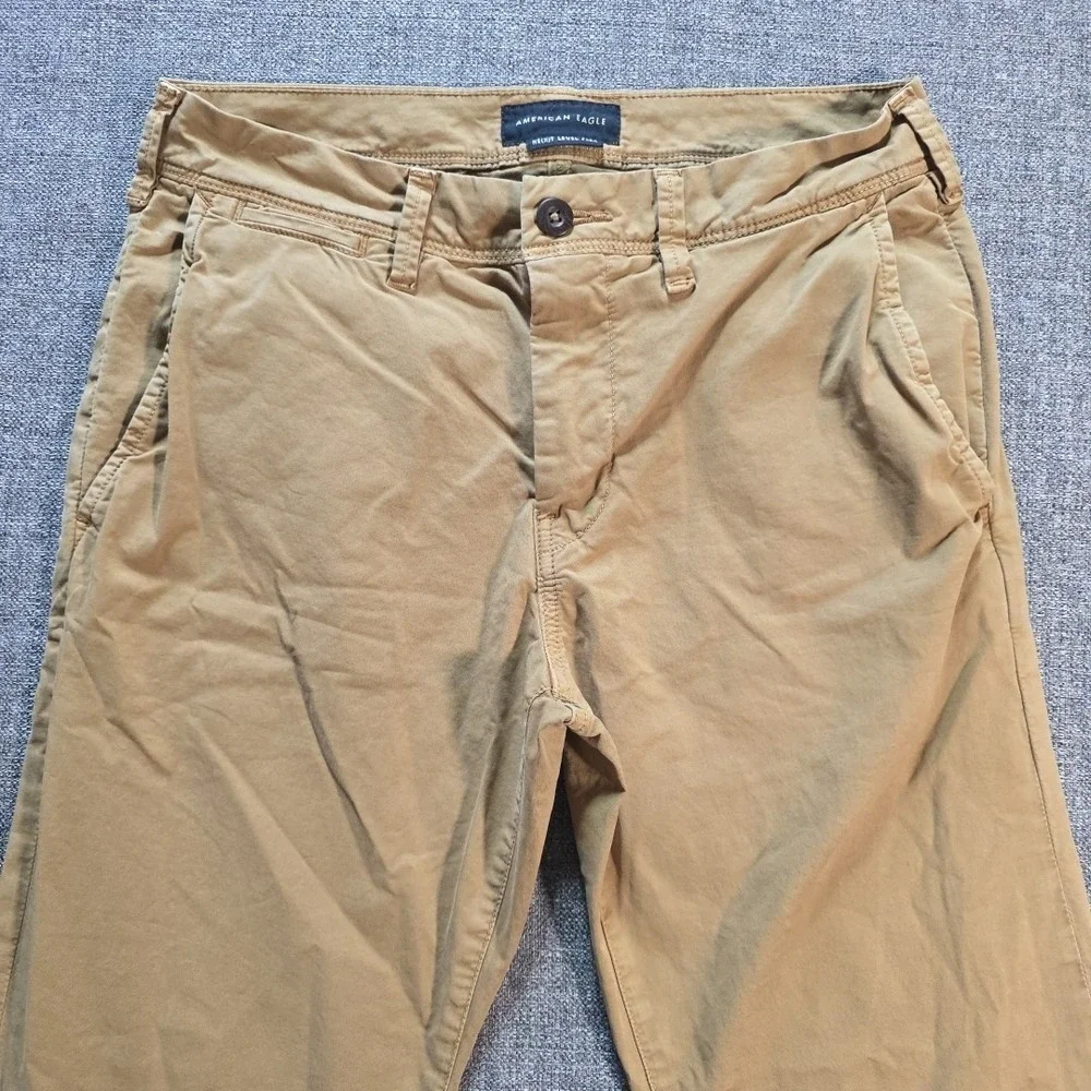 American Eagle Jeans Mens 30x32 Tan Slim Next Level Flex Stretch Khaki Pants